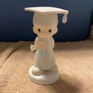 Precious moments vintage figurine